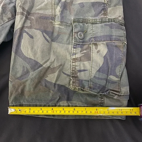 Camo Lee Cargo Shorts - Picture 5 of 5